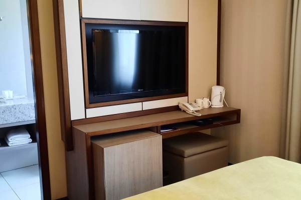 Executive Room (1-2 people)