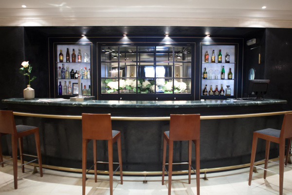 Hotel_Balmoral_Bar_1.jpg