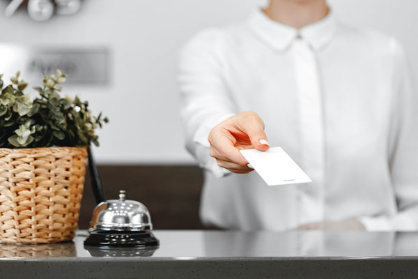 Recepción asistida 24h