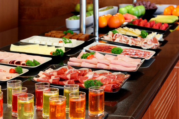 abba_Burgos_Hotel_Desayuno_Buffet_3.jpg