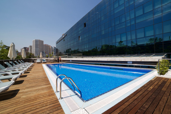 abba_Playa_Gijon_Hotel_Piscina.jpg