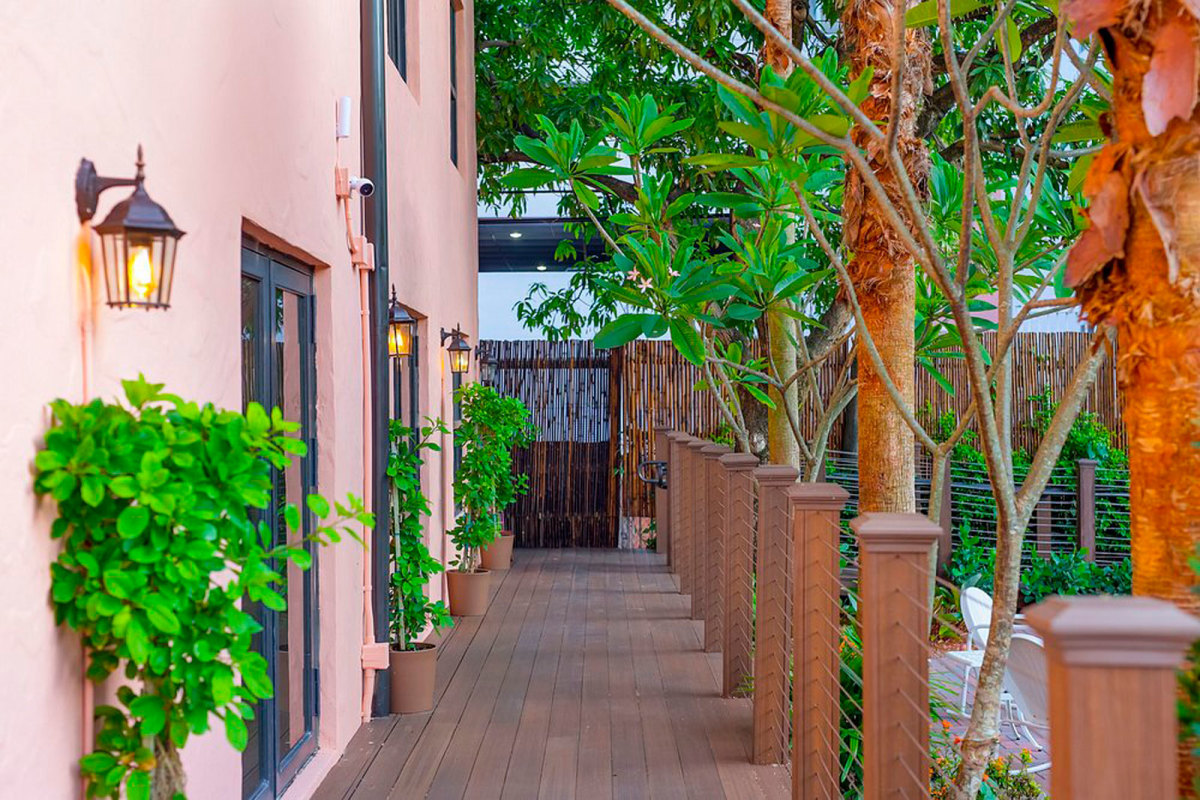 AbbaGO The Tower Hotel