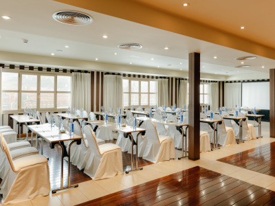 abba Euskalduna hotel