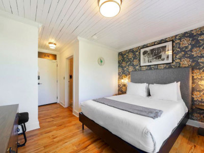 abbaGO The Tower Hotel